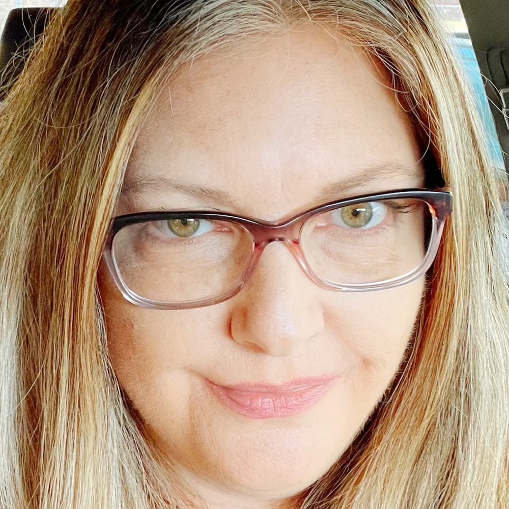 Meet your Posher, Serena